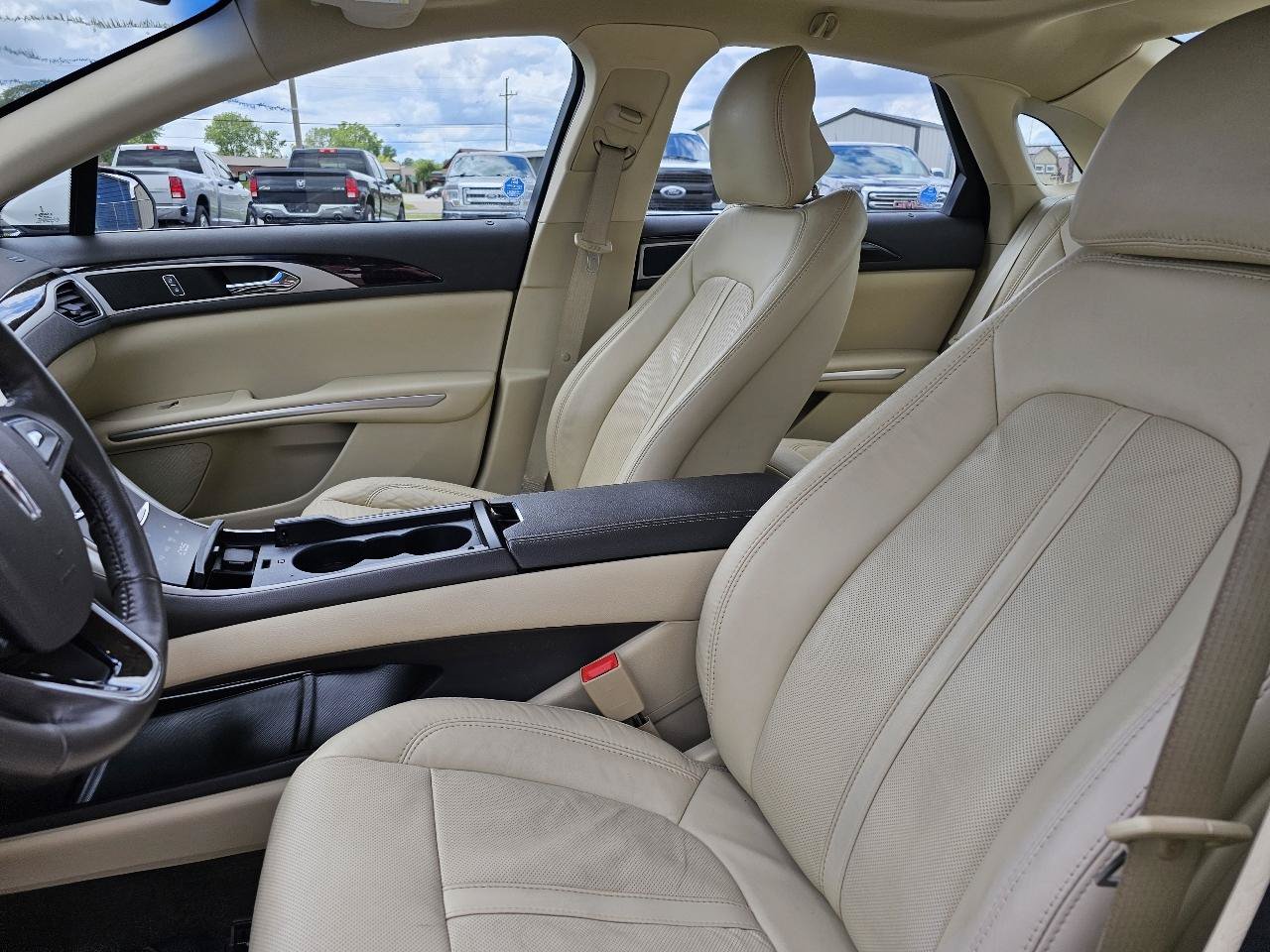 Used 2014 Lincoln MKZ Hybrid w/ Equipment Group 202A Reserve FWD image 14