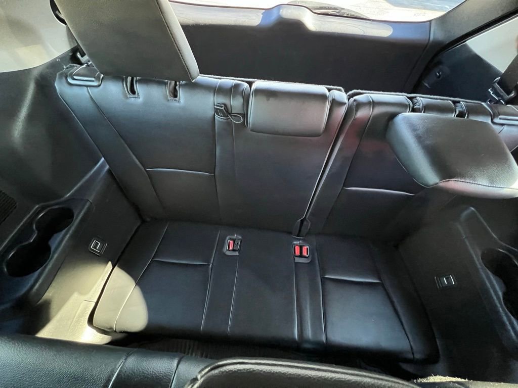 Used 2021 Toyota Highlander XLE image 21