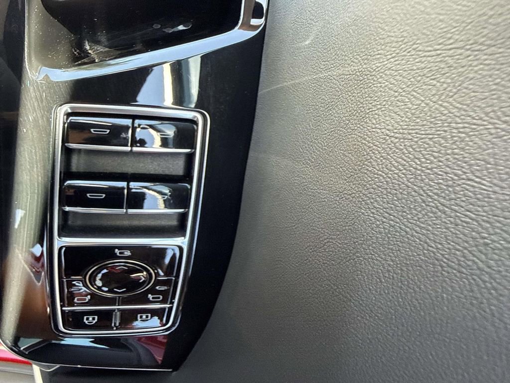 New 2026 Cadillac Escalade ESV Luxury AWD/4WD image 21