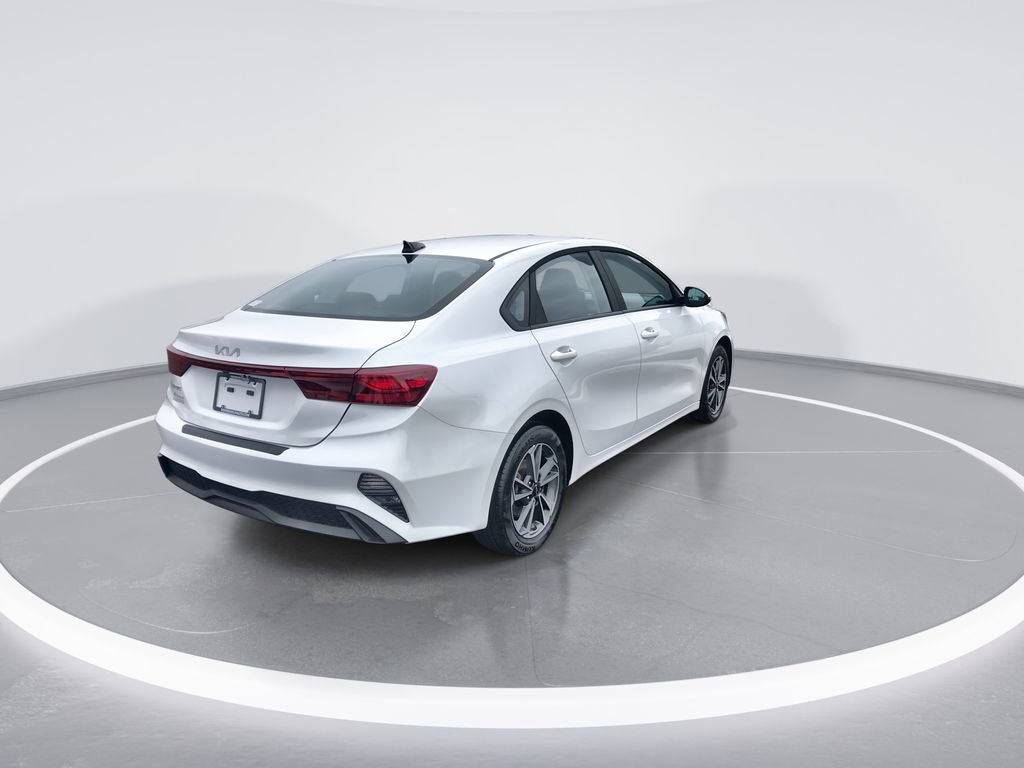 Certified 2024 Kia Forte LXS w/ LXS Technology Package image 8