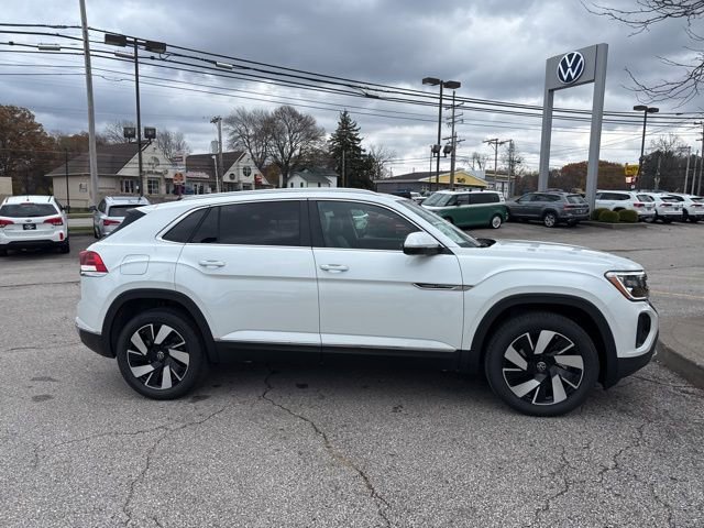 New 2026 Volkswagen Atlas Cross Sport SEL image 3
