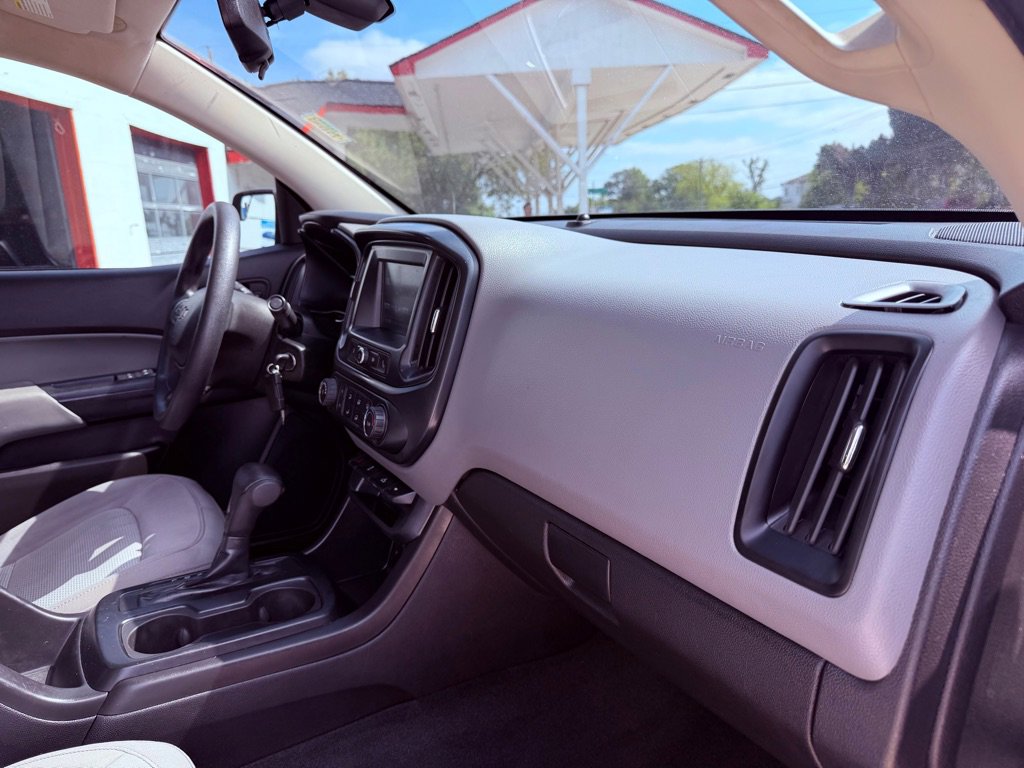 Used 2017 Chevrolet Colorado W/T w/ WT Convenience Package RWD image 14
