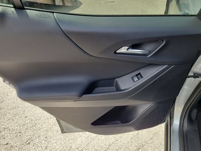 Used 2025 Chevrolet Equinox LT FWD image 10