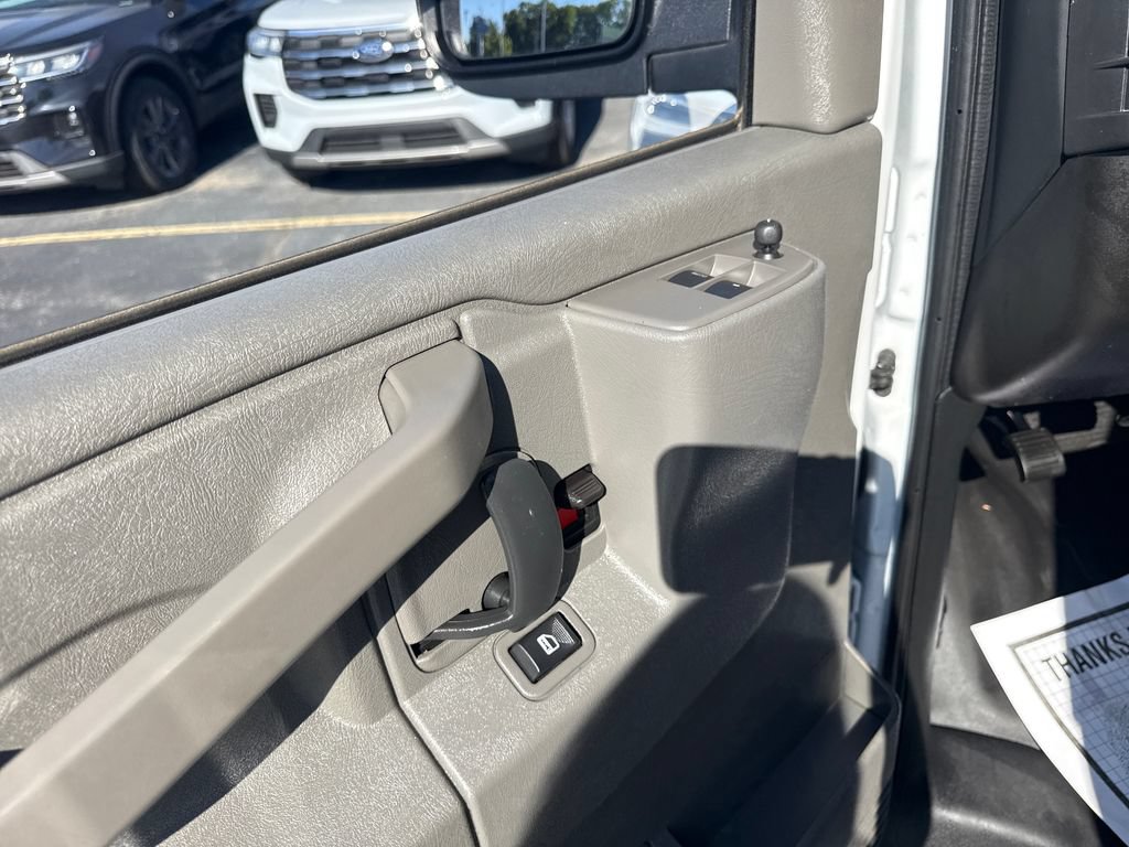 Used 2025 GMC Savana 2500 w/ Driver Convenience Package RWD image 30