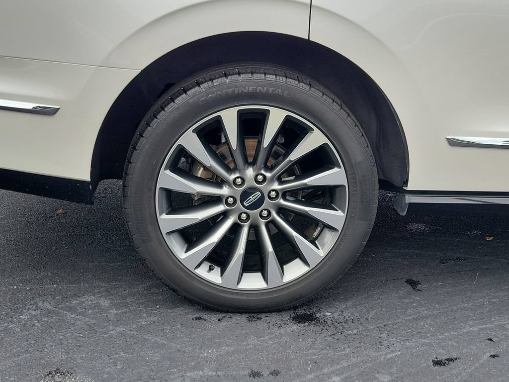 Used 2018 Lincoln Navigator Select w/ Cargo Package RWD image 7