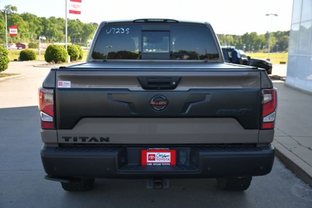 Used 2021 Nissan Titan PRO-4X w/ Pro-4x Convenience Package image 4