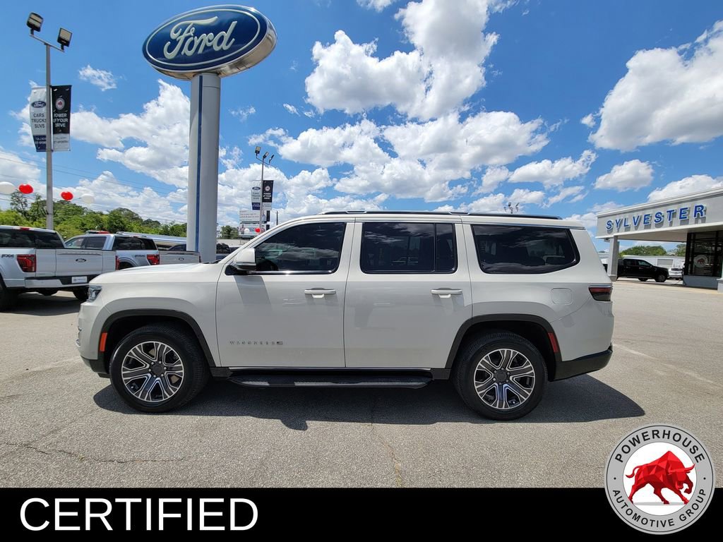 Used 2022 Jeep Wagoneer Series III w/ Rear Seat Video Group 1 AWD/4WD image 3