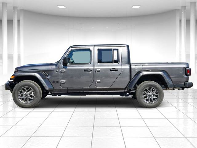 Certified 2025 Jeep Gladiator Sport AWD/4WD image 6