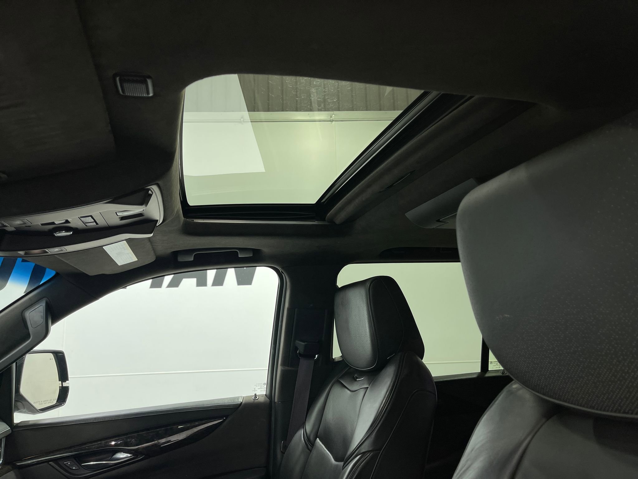 Used 2015 Cadillac Escalade ESV Platinum image 13