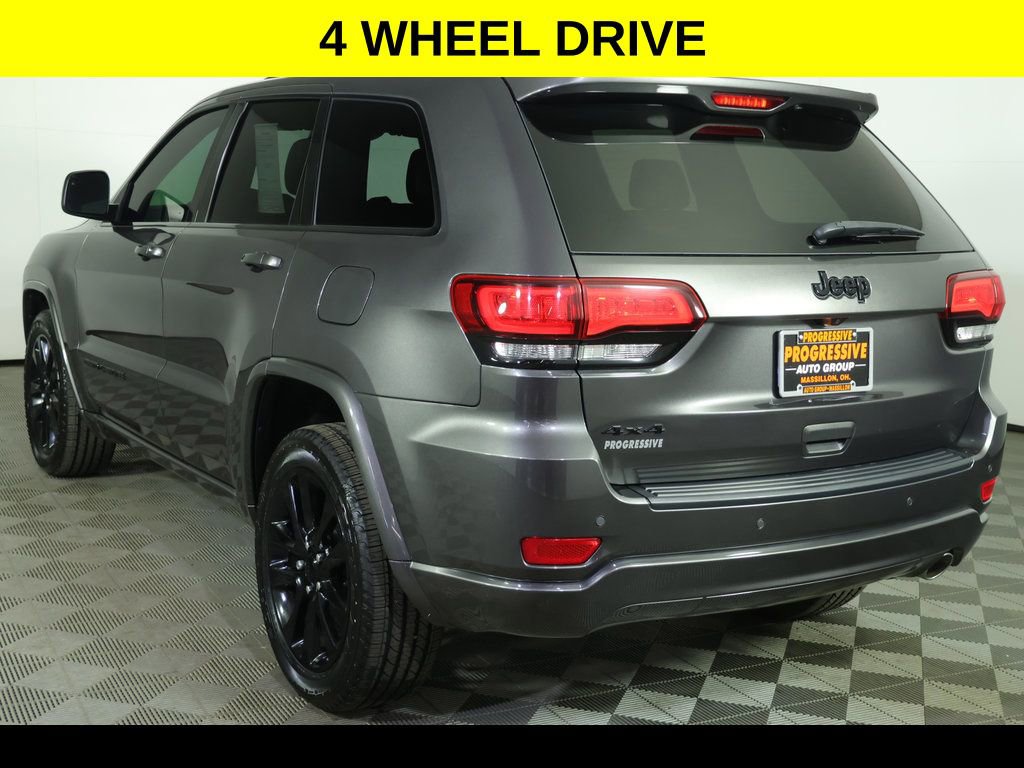 Used 2019 Jeep Grand Cherokee Altitude AWD/4WD image 7