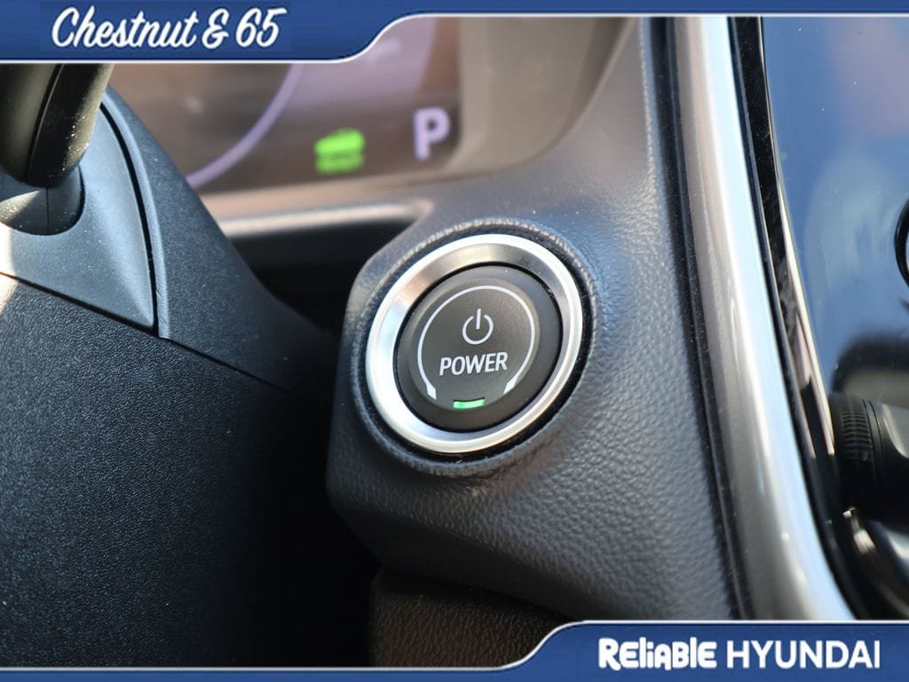 Used 2023 Chevrolet Bolt EUV Premier w/ Sun & Sound Package FWD image 32