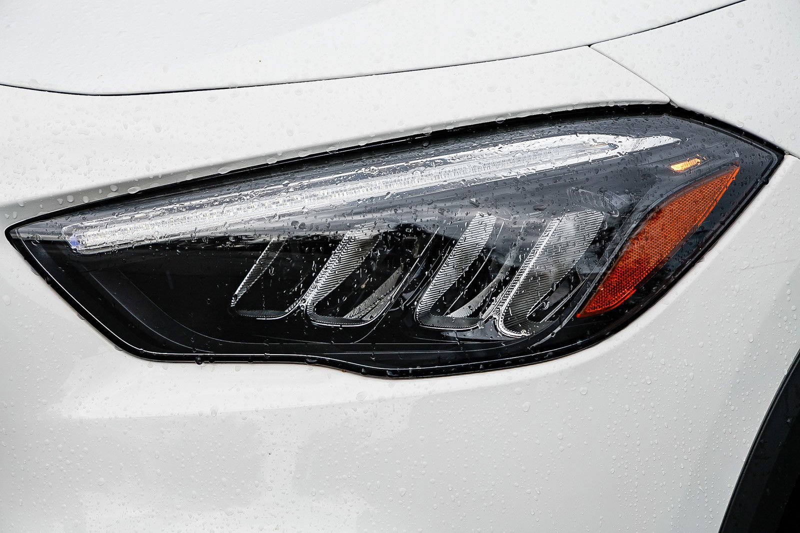 Used 2025 Mercedes-Benz GLA 250 4MATIC image 7