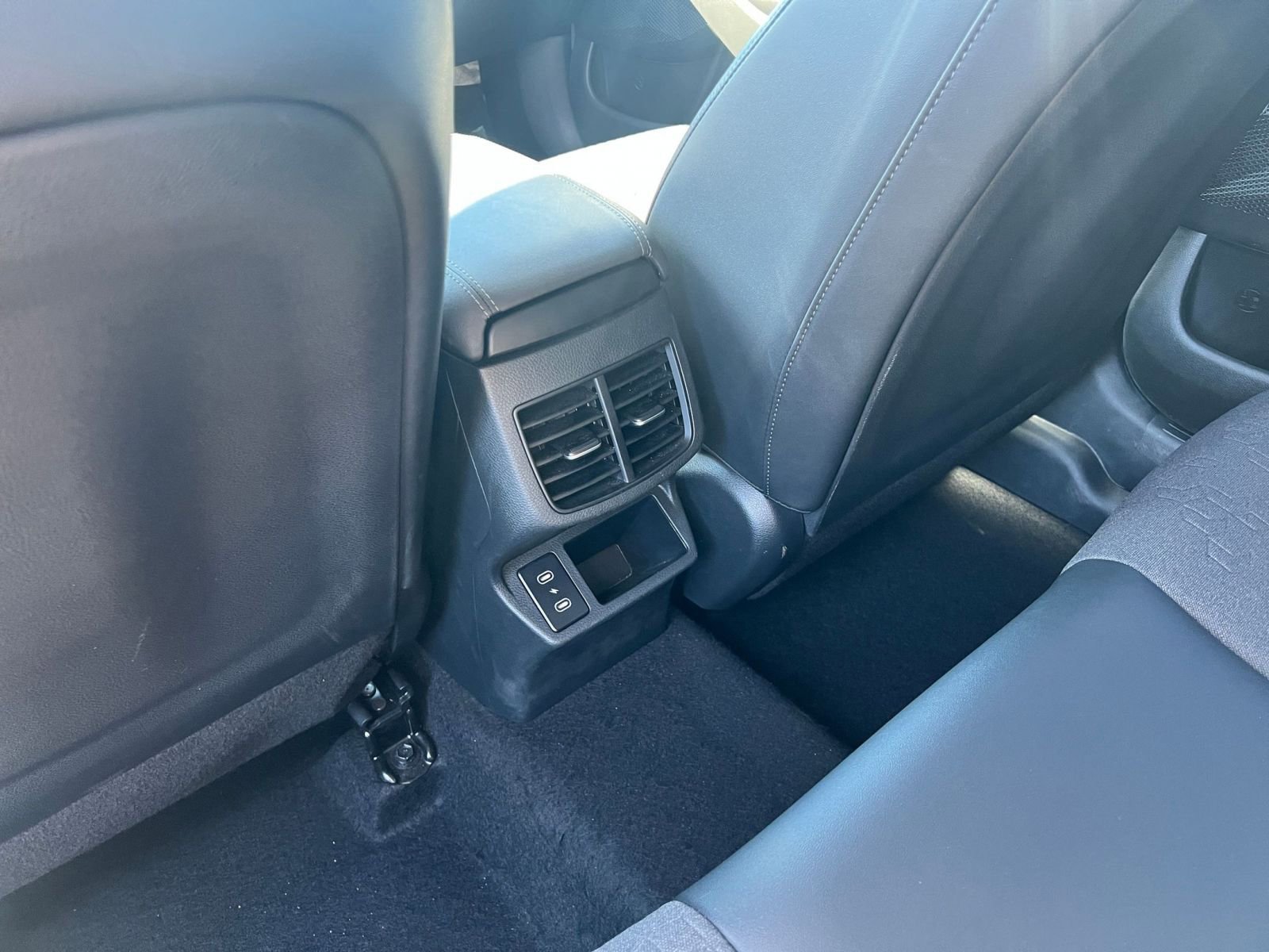 Used 2025 Kia Seltos S image 23