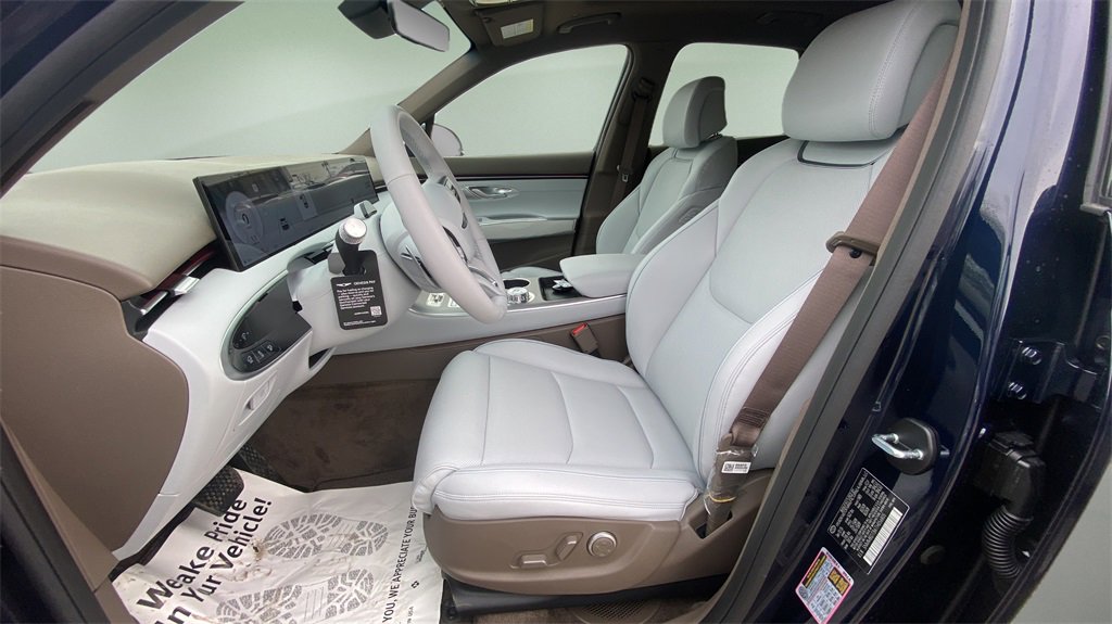 New 2026 Genesis GV70 2.5T Advanced image 11