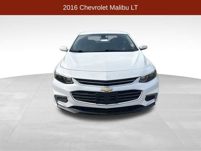 Used 2016 Chevrolet Malibu LT image 2