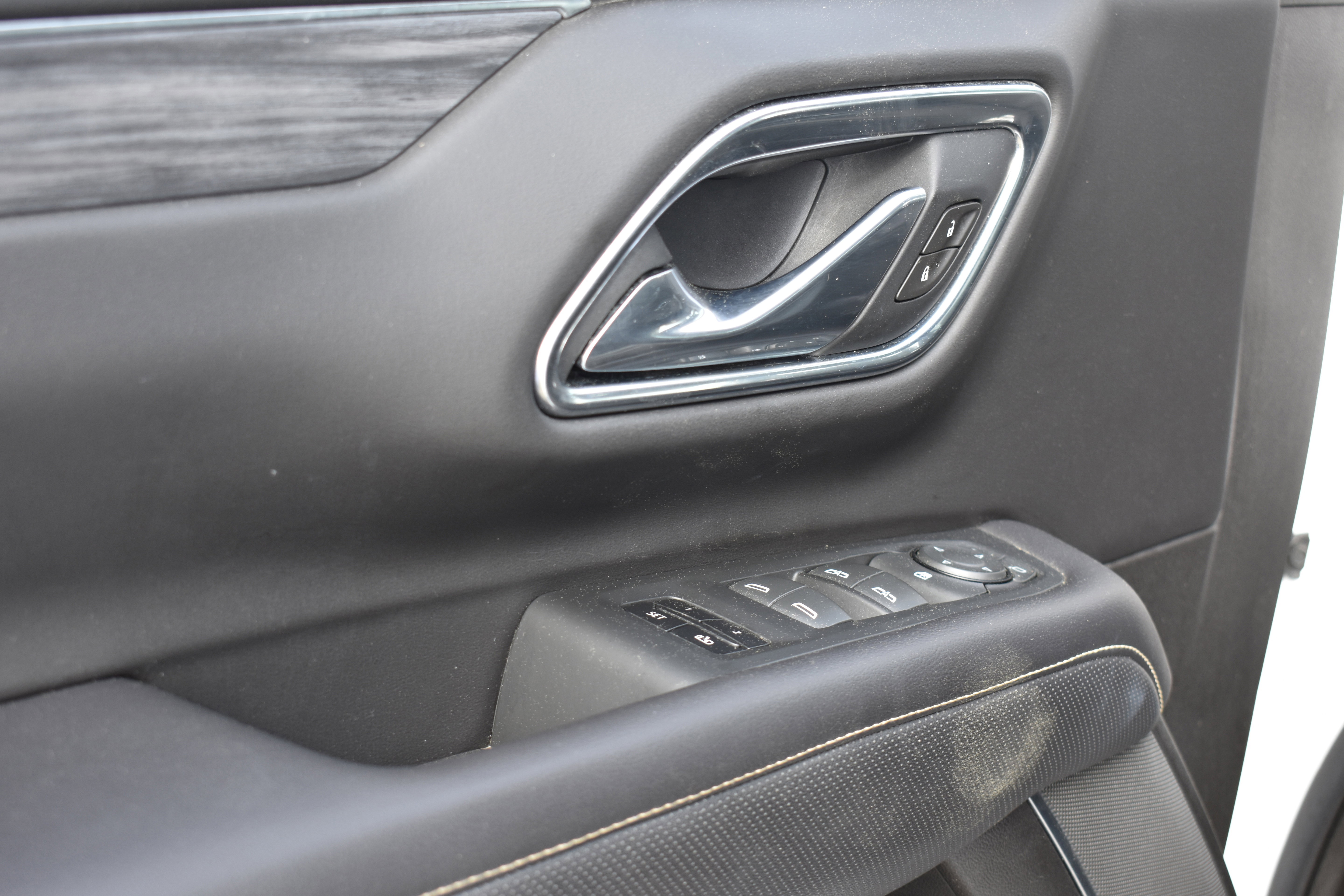 Used 2021 GMC Yukon XL SLT image 27