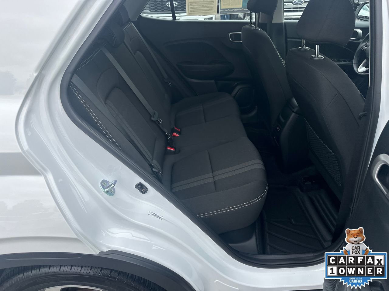 Used 2024 Hyundai Venue SEL FWD image 15
