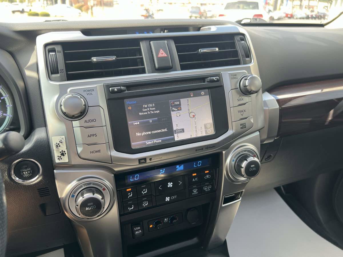 Used 2016 Toyota 4Runner Limited image 23