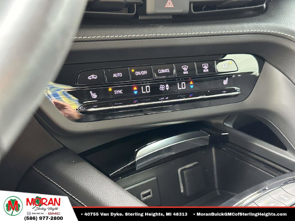 Certified 2023 Buick Envision Preferred w/ Sport Touring Package AWD/4WD image 27