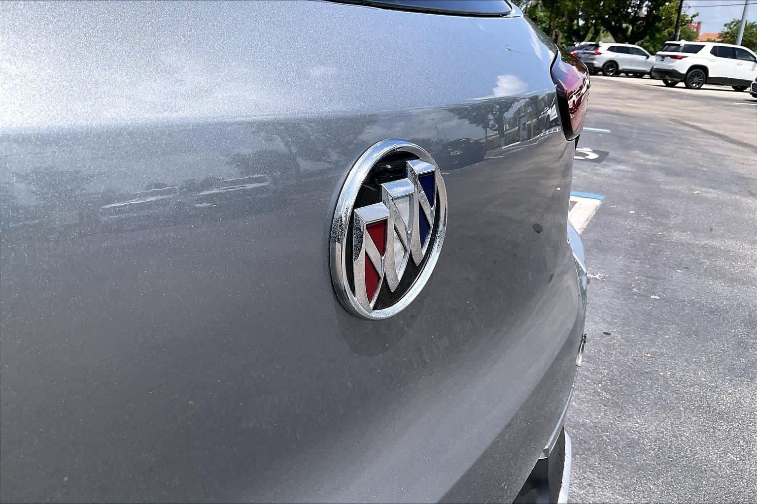 Used 2023 Buick Encore GX Preferred FWD image 9