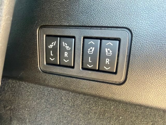Certified 2023 Cadillac XT6 Sport w/ LPO, ONYX Package AWD/4WD image 24