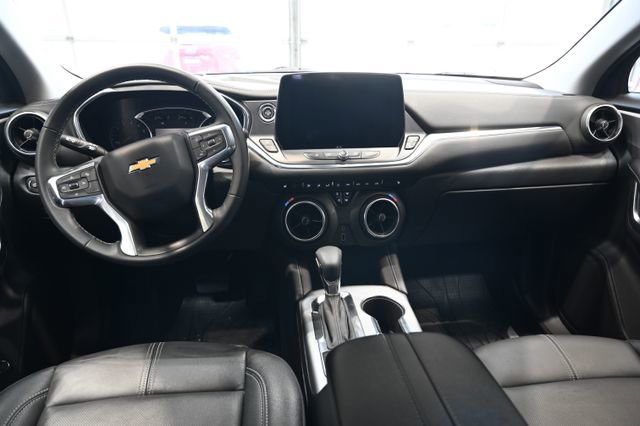 Used 2024 Chevrolet Blazer LT w/ Midnight/Sport Edition image 12