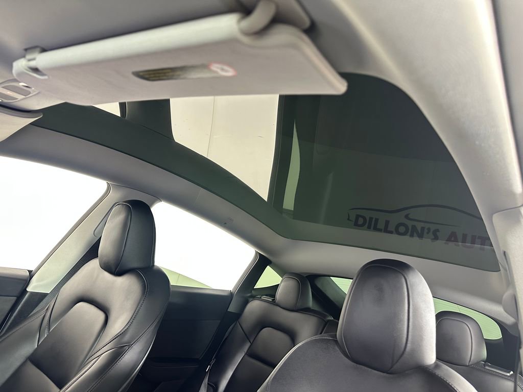 Used 2023 Tesla Model Y Long Range AWD/4WD image 22