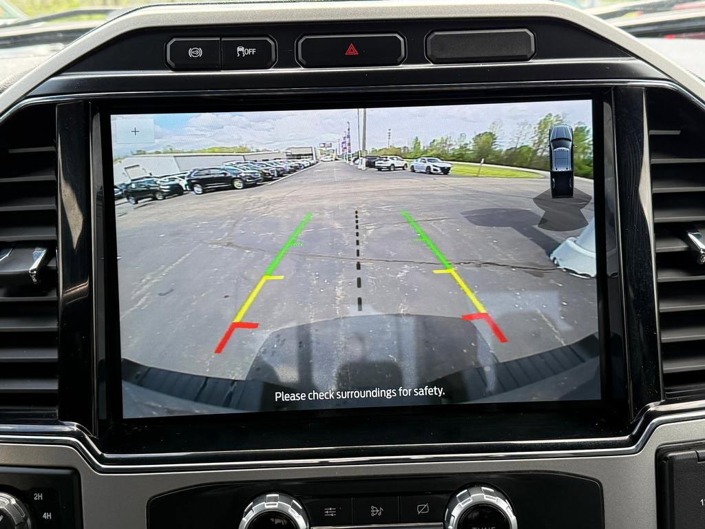 Used 2022 Ford F250 Lariat w/ Chrome Package AWD/4WD image 16