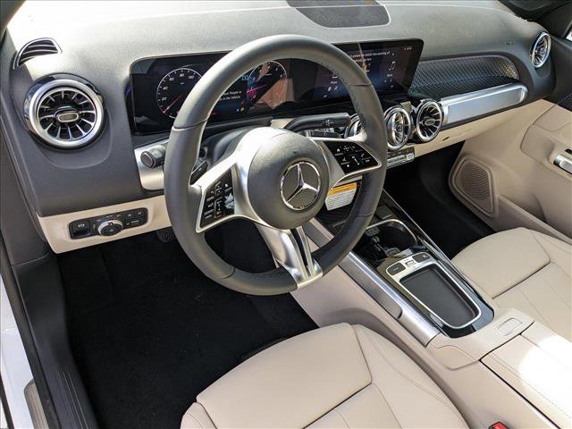 New 2025 Mercedes-Benz GLB 250 image 3