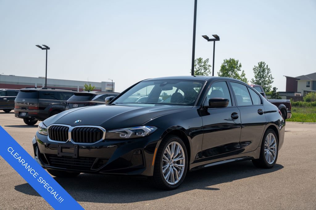 Used 2023 BMW 330i xDrive Sedan w/ Premium Package image 3