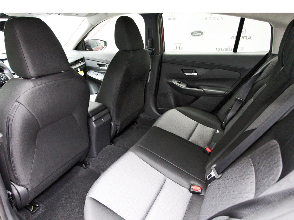 New 2026 Nissan Sentra SV w/ SV Convenience Package FWD image 11