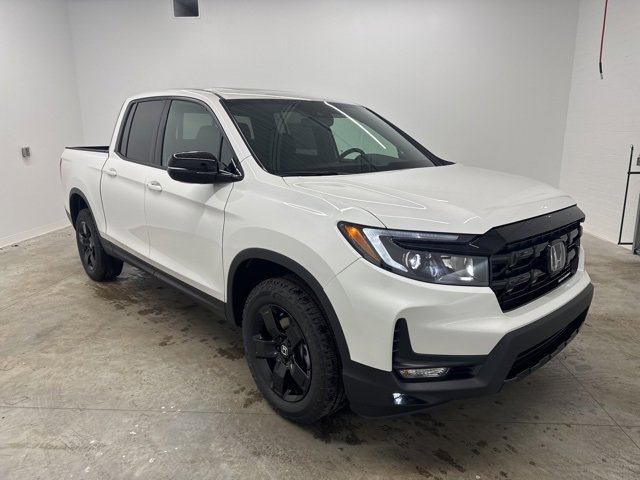 New 2026 Honda Ridgeline Black Edition image 3