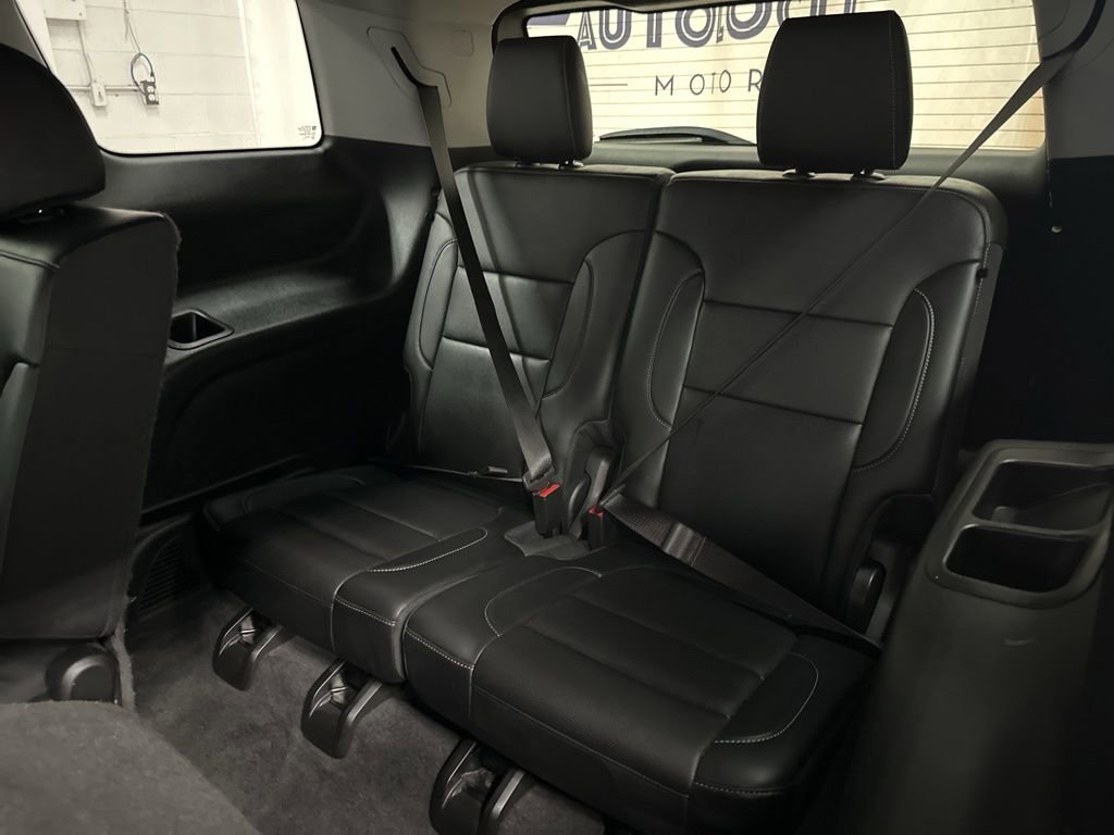 Used 2021 GMC Acadia SLT image 36