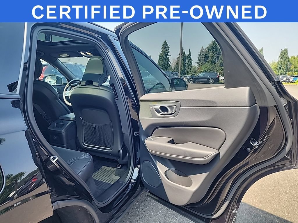 Certified 2024 Volvo XC60 T8 Ultimate w/ Protection Package Premier AWD/4WD image 17