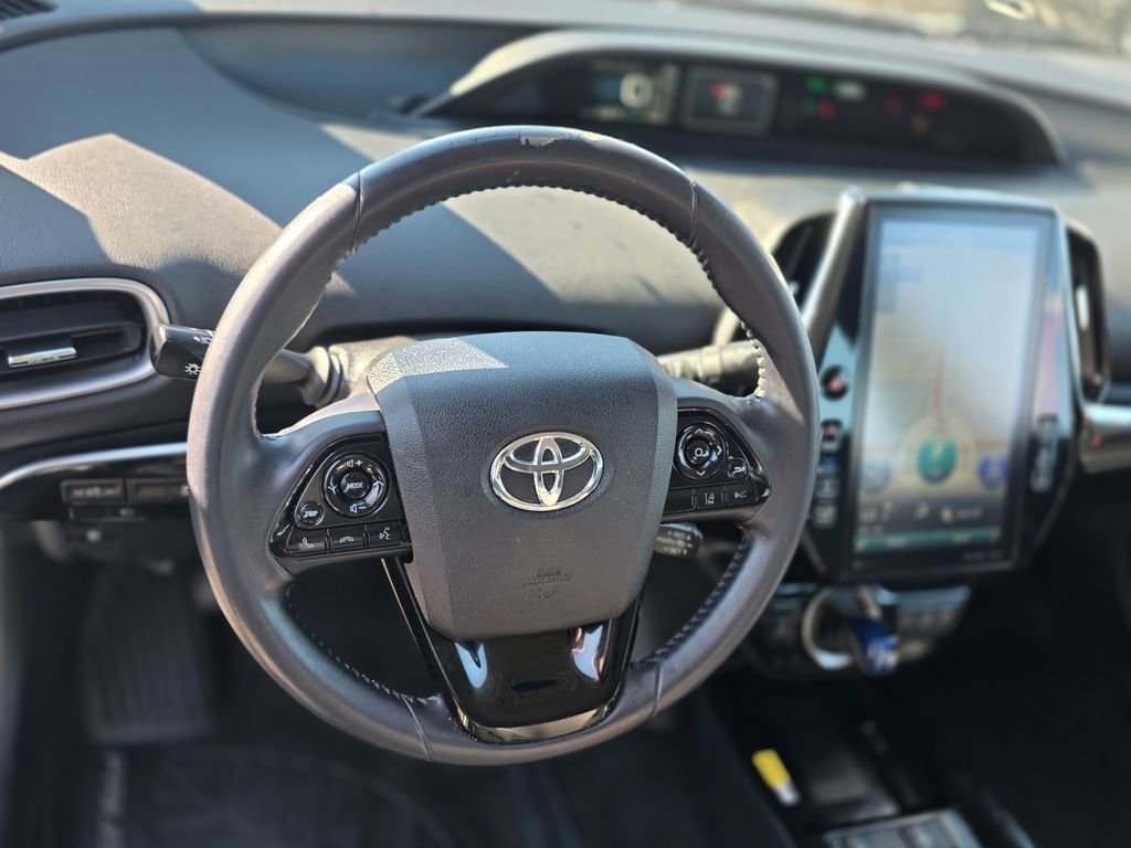 Used 2020 Toyota Prius Prime XLE image 17