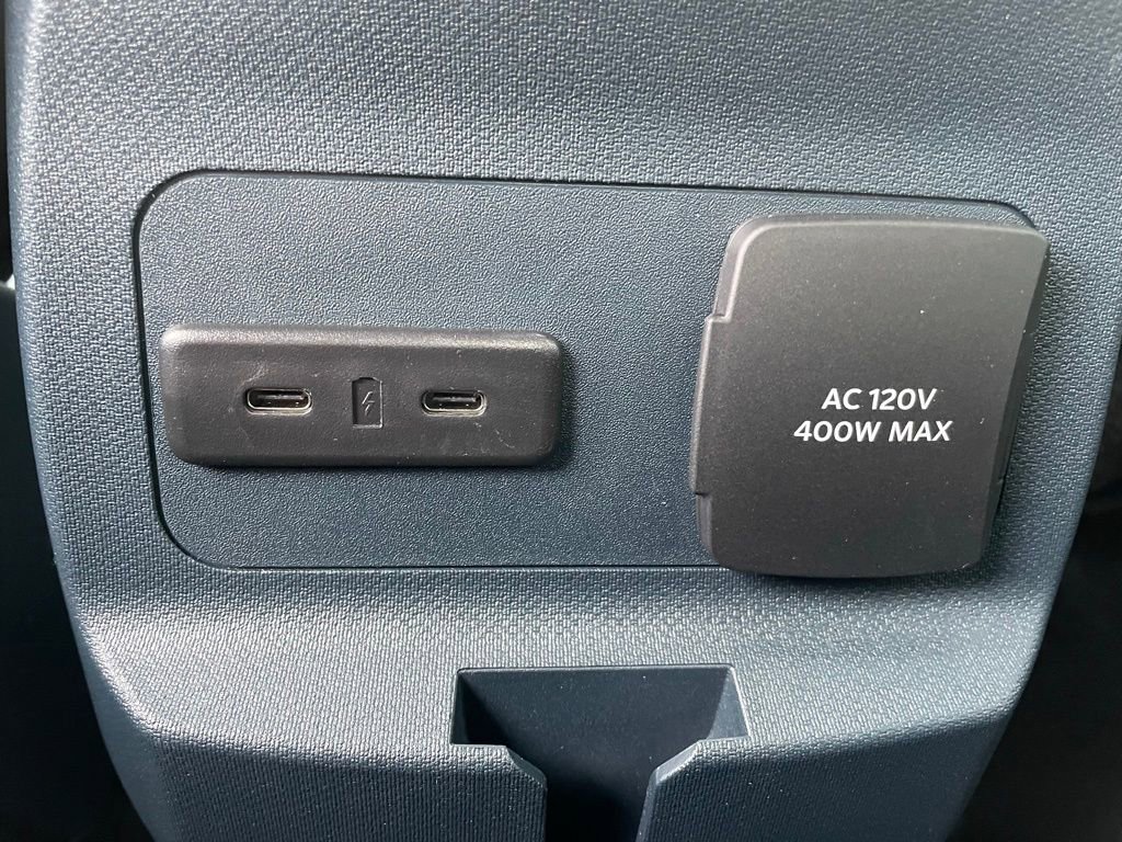 New 2026 Ford Maverick Lariat image 23