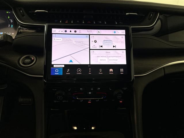 Used 2023 Jeep Grand Cherokee 30th Anniversary image 21