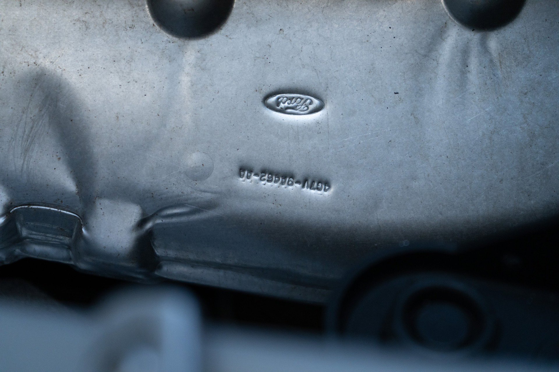 Used 2005 Ford GT RWD image 59