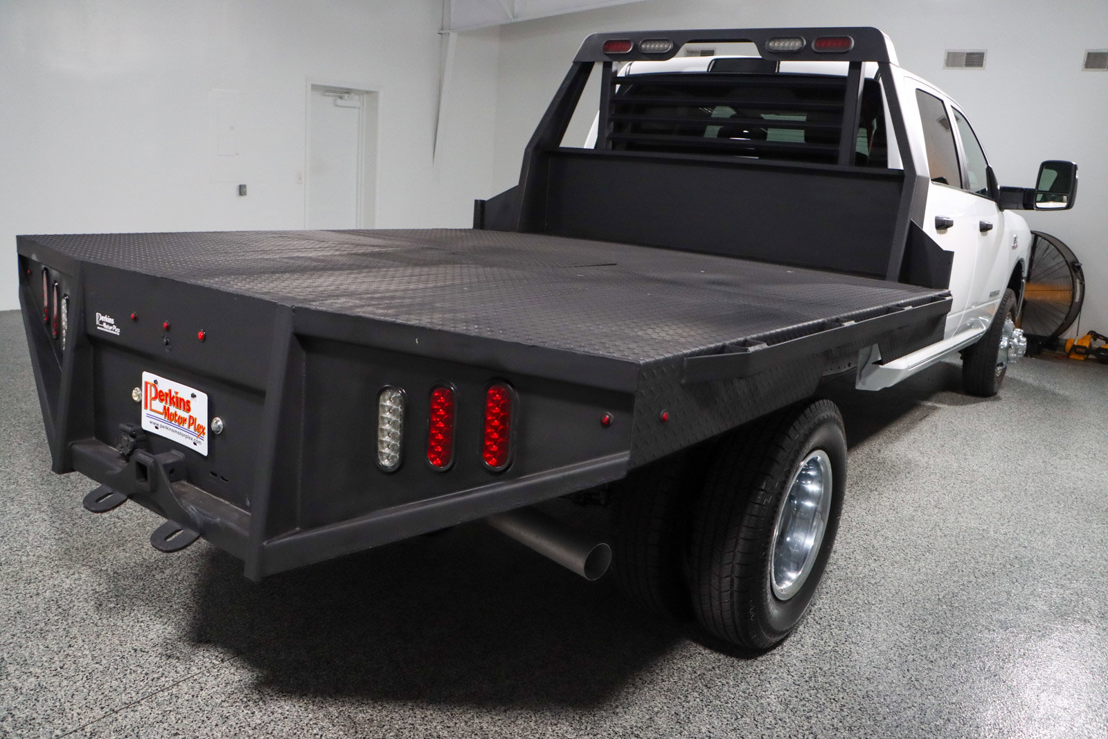 Used 2023 RAM 3500 SLT w/ Quick Order Package 2YG SLT image 7