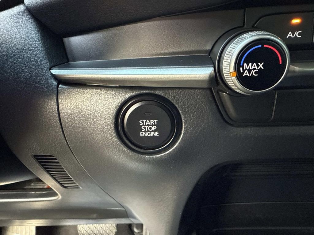 Certified 2025 MAZDA CX-30 AWD 2.5 S image 31