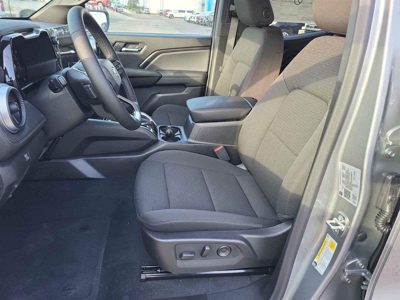 New 2025 Chevrolet Colorado LT w/ Advanced Trailering Package image 18