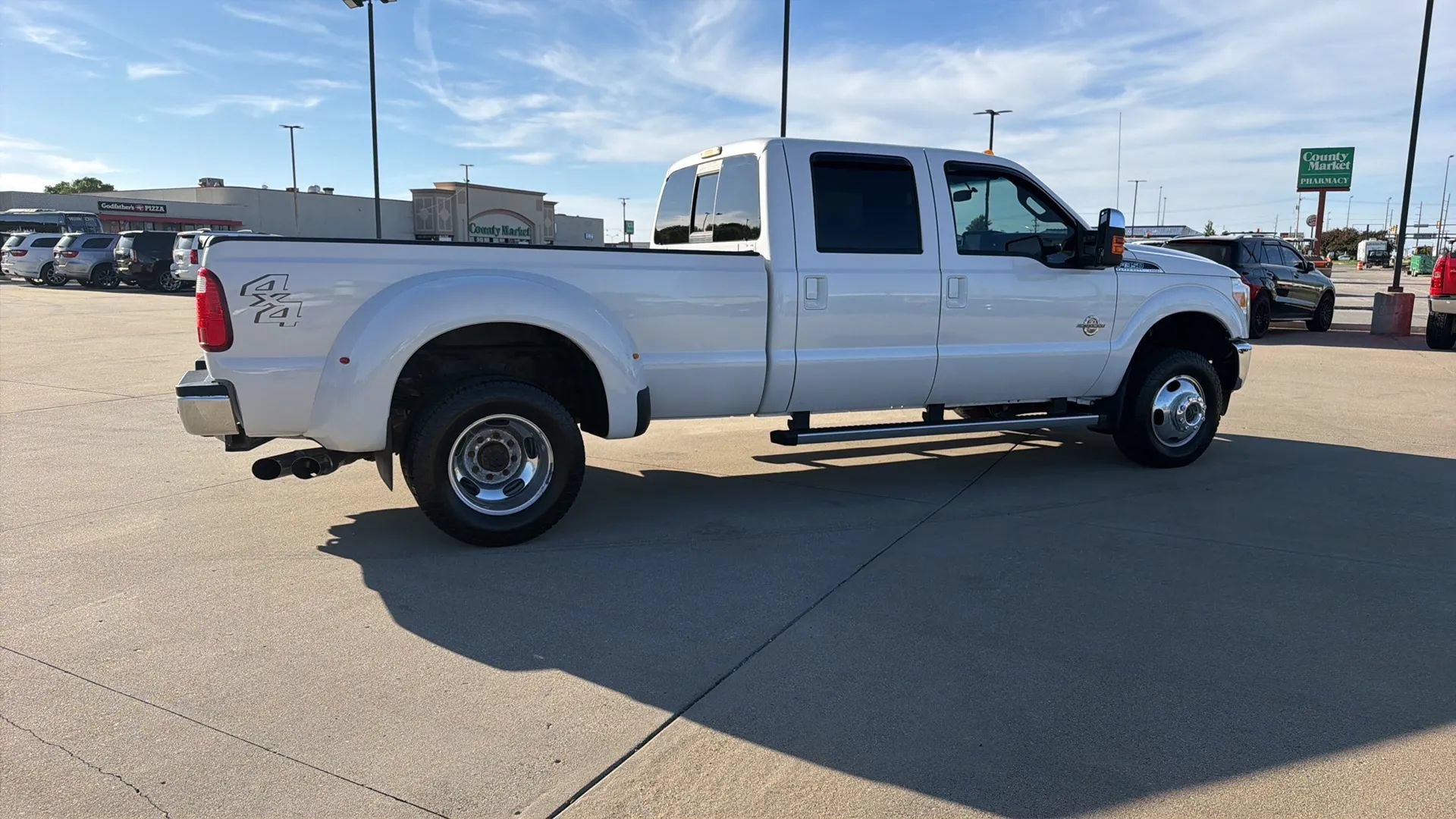 Used 2016 Ford F350 Lariat w/ Lariat Ultimate Package AWD/4WD image 27