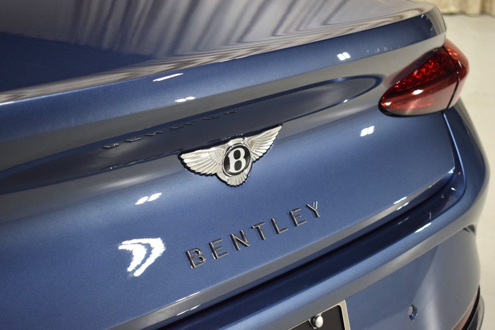 New 2026 Bentley Continental GTC AWD/4WD image 15