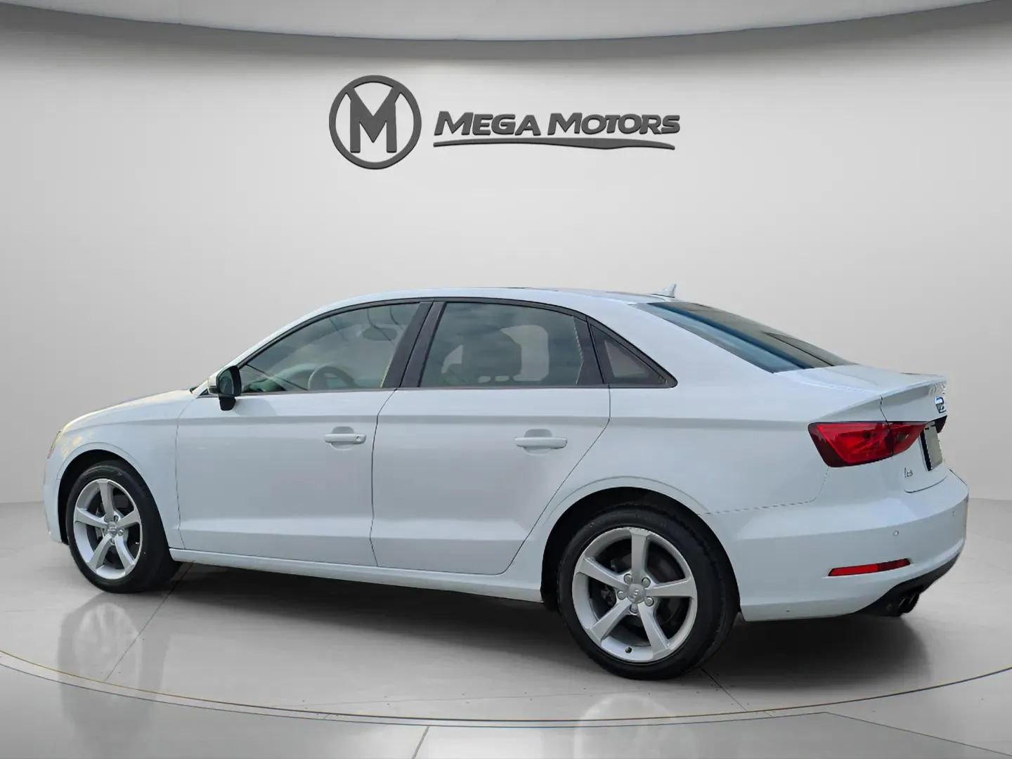 Used 2015 Audi A3 1.8T Premium w/ Driver Assistance Package image 4