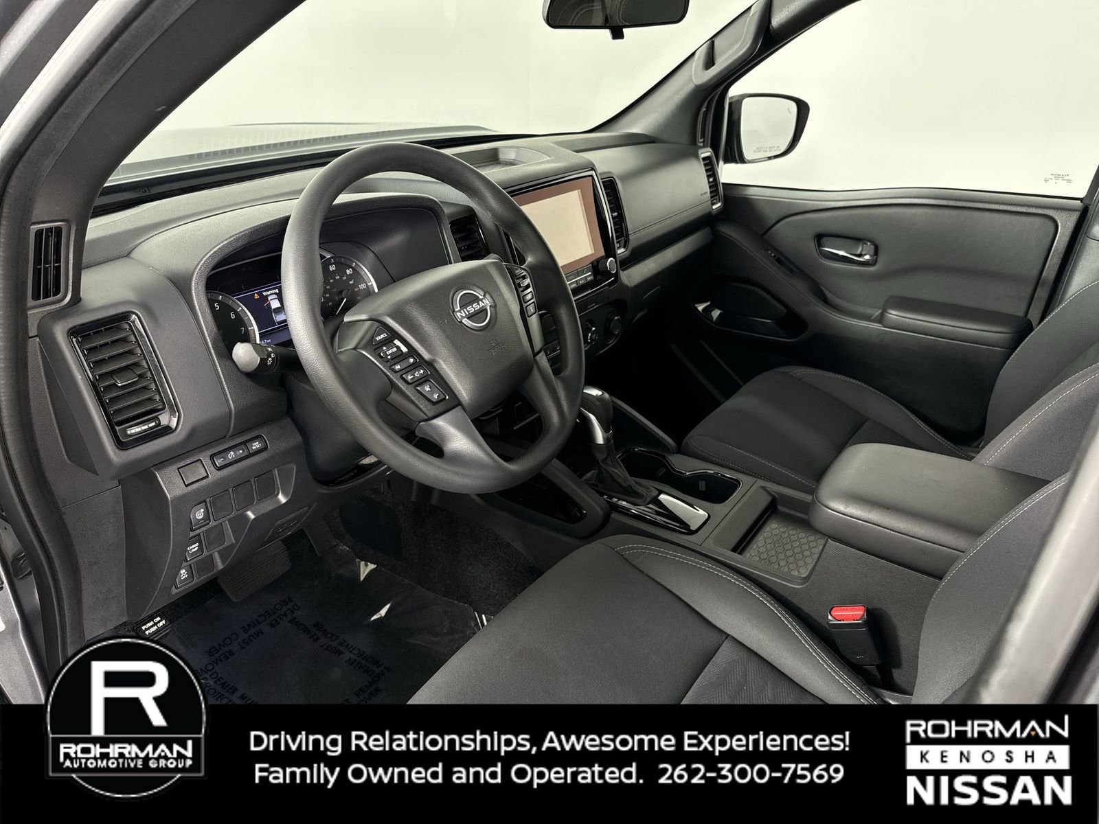 Certified 2023 Nissan Frontier SV w/ Midnight Edition Package image 5