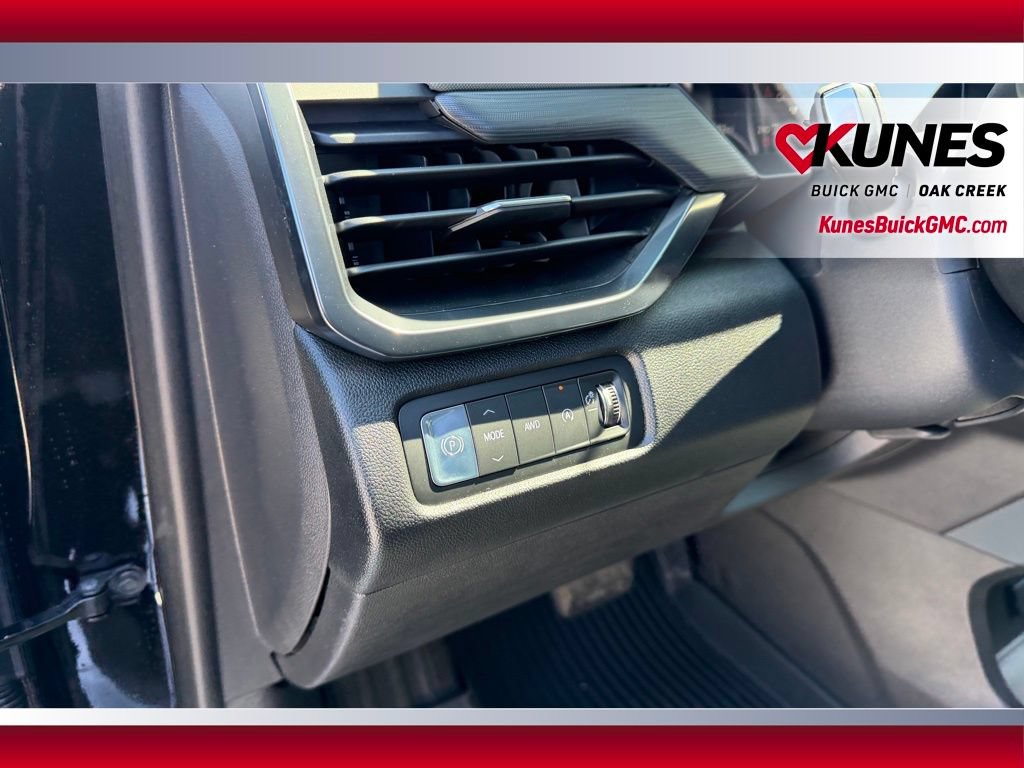 New 2026 GMC Acadia AT4 w/ Luxury Package AWD/4WD image 14