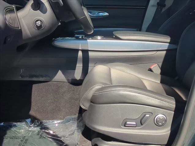 Used 2023 Genesis GV70 2.5T w/ Select Package image 19