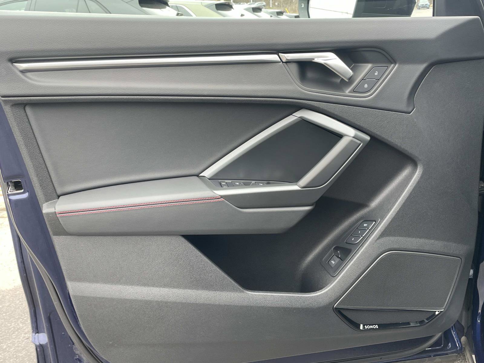 Used 2025 Audi Q3 2.0T Premium Plus w/ Premium Plus Package image 15