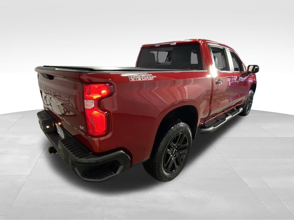Used 2025 Chevrolet Silverado 1500 LT Trail Boss w/ Convenience Package II AWD/4WD image 9