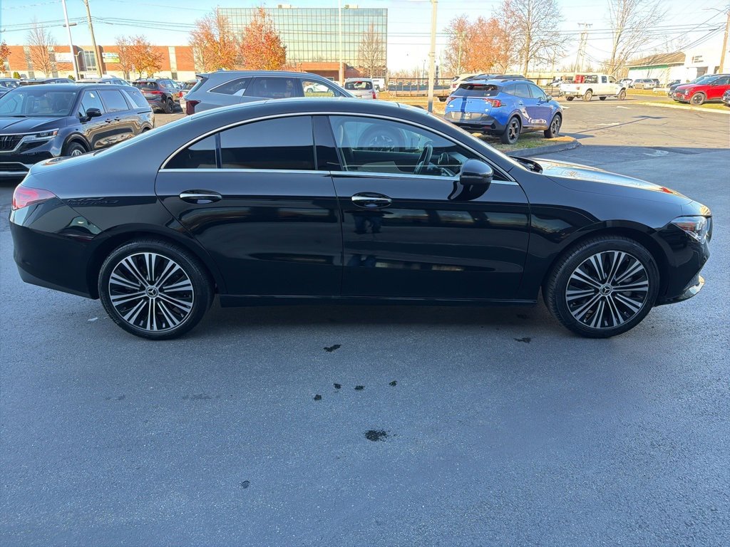 Used 2023 Mercedes-Benz CLA 250 4MATIC w/ Premium Package image 5